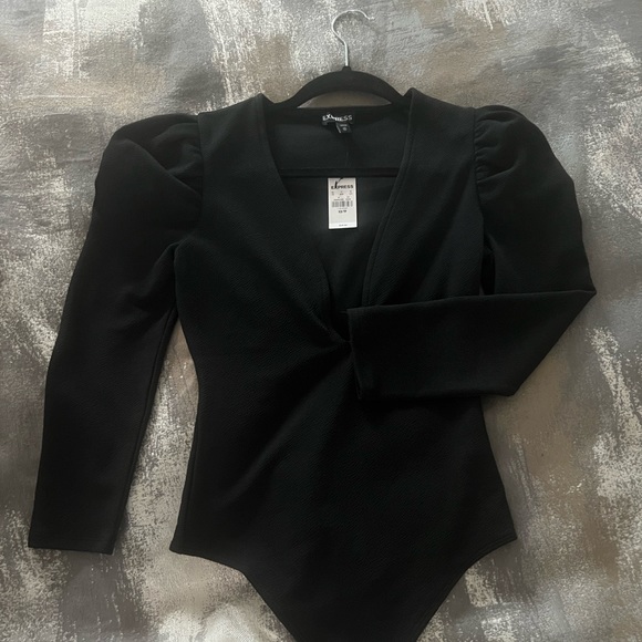 Black Low Cut Express Bodysuit - Picture 1 of 4
